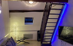 Superbe appartement&piscine privé à Sens